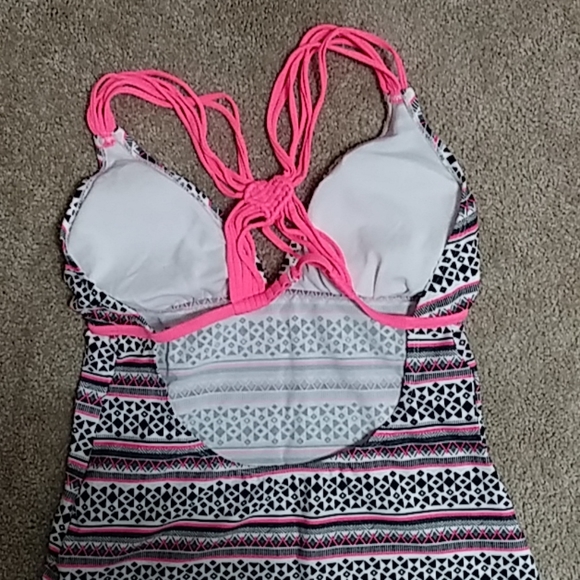Bathing suit - Picture 5 of 5
